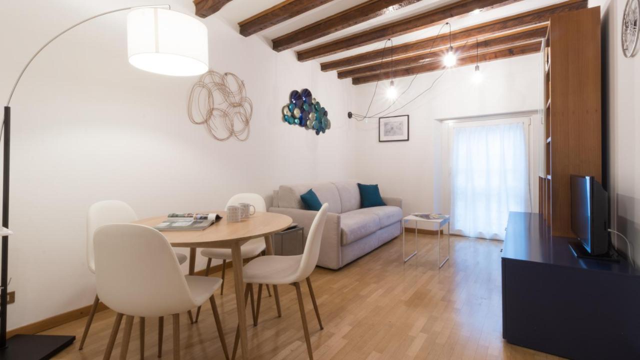 Italianway - Tadino 13 Apartment Milano Ngoại thất bức ảnh